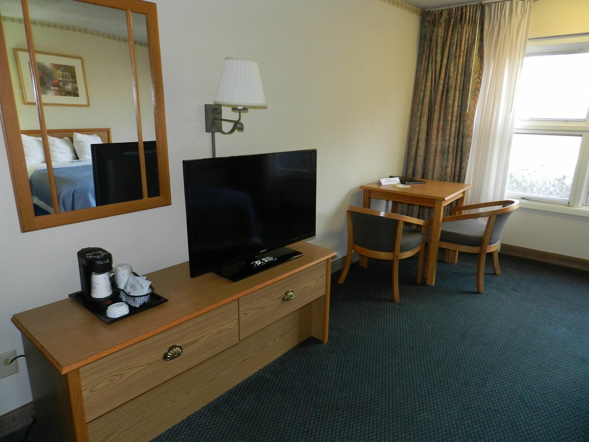 Отель Clarion Pointe Rhinelander Downtown Экстерьер фото