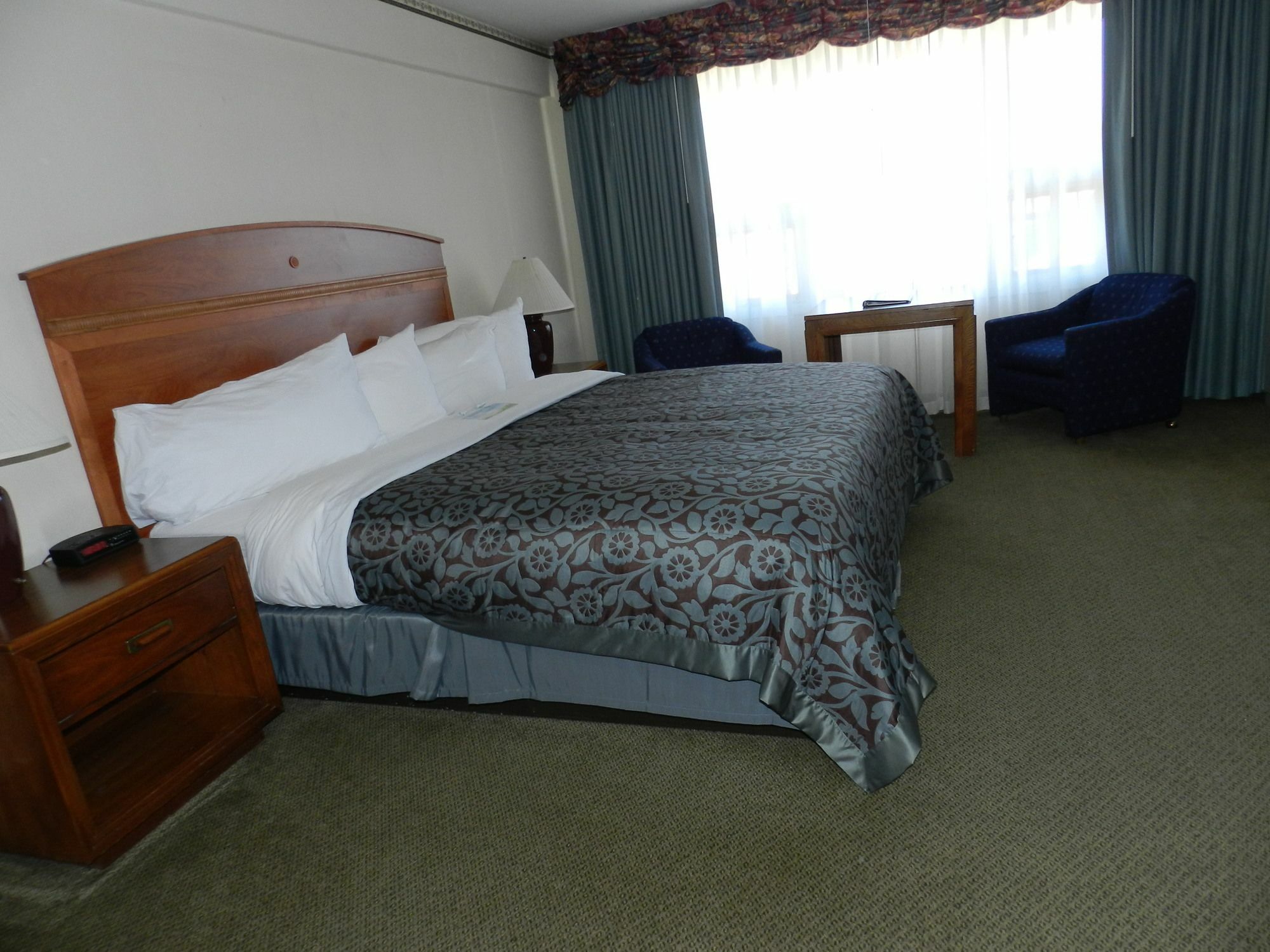 Отель Clarion Pointe Rhinelander Downtown Экстерьер фото